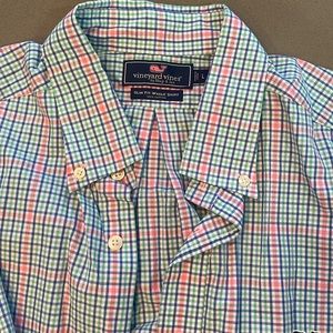 Vineyard Vines Slim Fit Men’s SZE Large Whale button down shirt